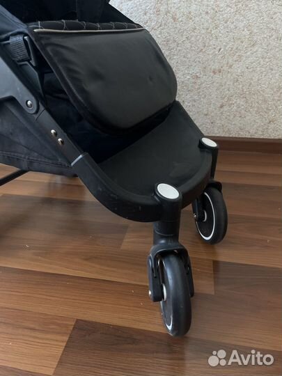Коляска yoya plus 4