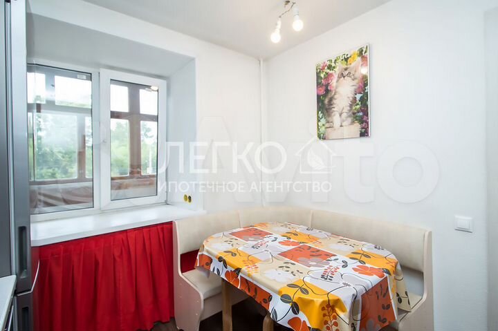 4-к. квартира, 82 м², 3/12 эт.