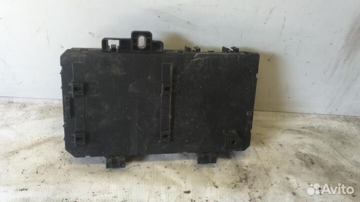 Блок предохранителей Opel Astra