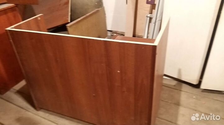 Компьютерный стол