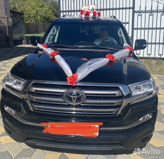 Украшения на машину