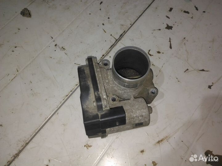 Дроссельная заслонка Skoda Fabia 1.2 2010г