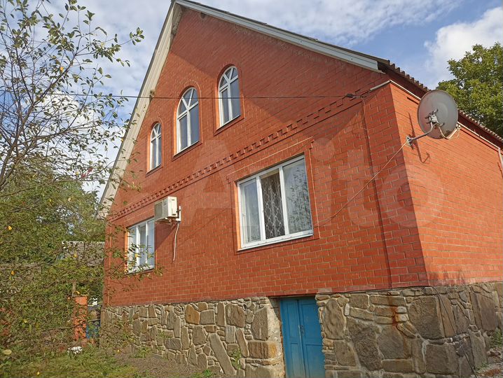 Дом 204 м² на участке 20 сот.