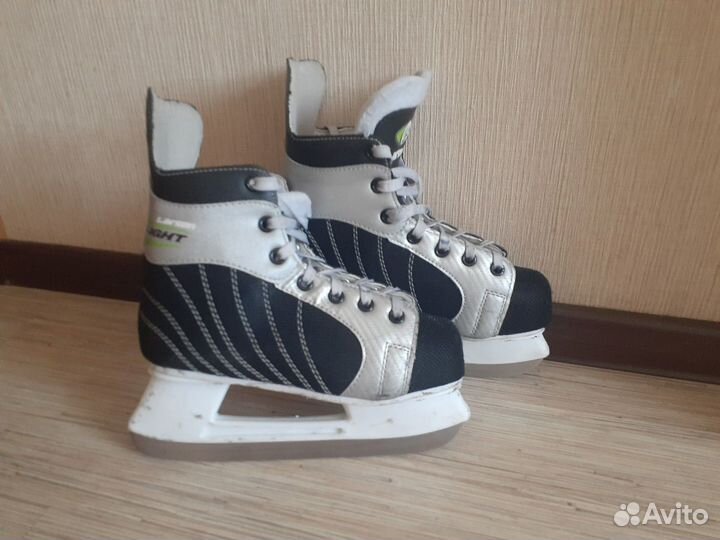 Коньки хоккейные, детские р.37