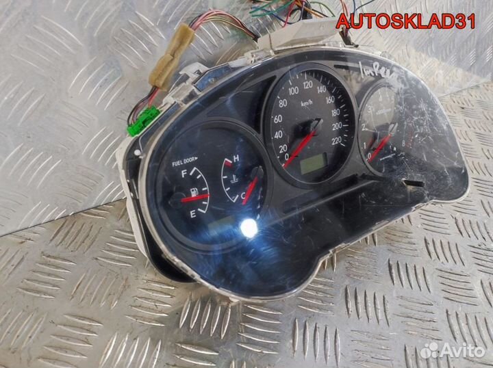 Панель приборов Subaru Impreza G11 EJ201 Бензин