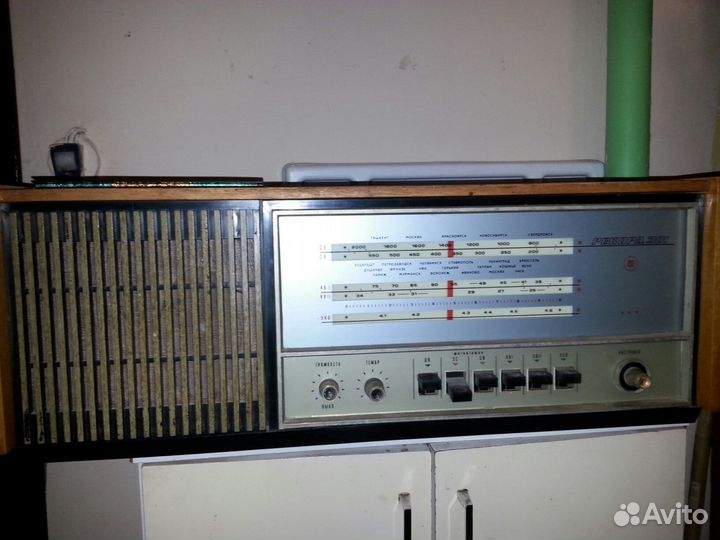 Магнитола Рекорд-301 коллекционерам и ценителям