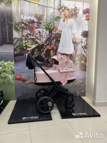 Cybex Priam IV с рождения премиум коляска