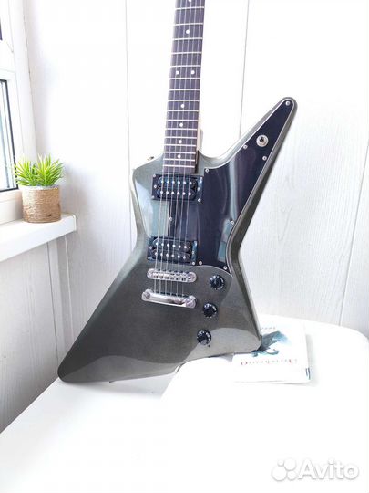 Электрогитара Cruzer - RE-920 Explorer