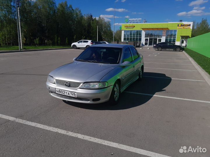 В разборе Опель vector б