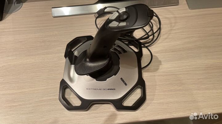 Джойстик Logitech Extreme 3D PRO