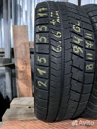 Bridgestone Blizzak VRX 215/55 R17 94Q