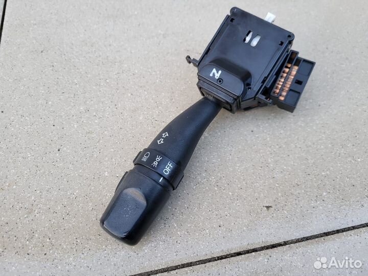 Переключатель поворотников Hyundai Accent