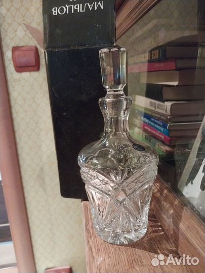 Графин и стопки хрусталь