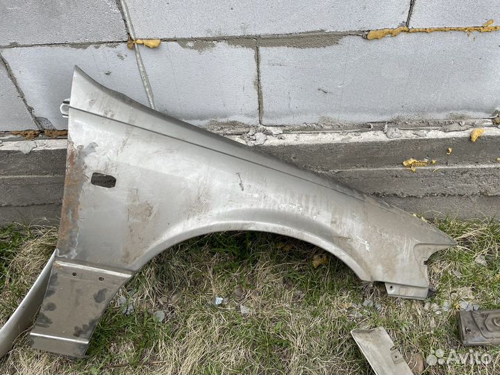 Переднее правое крыло