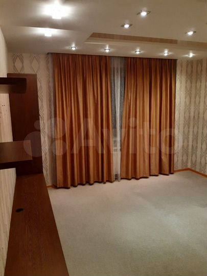 2-к. квартира, 51 м², 1/9 эт.