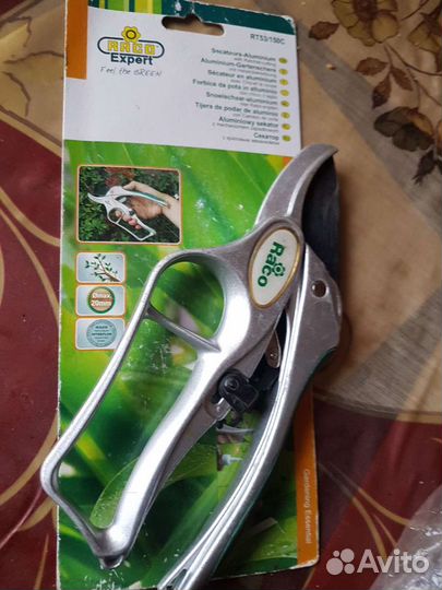 Секатор садовый