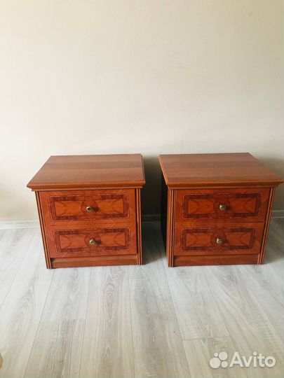 Прикроватные тумбы 2шт