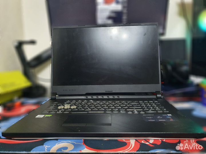 Игровой ноутбук asus rog strix g17