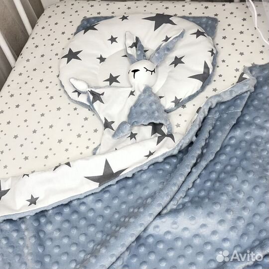 Бортики- подушки в кроватку, плед