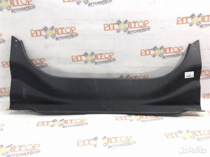 Накладка петли багажника Toyota Camry (ACV40,GSV4