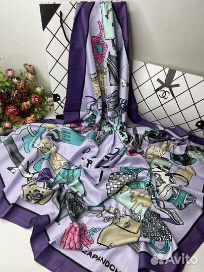 Шелковый платок chanel