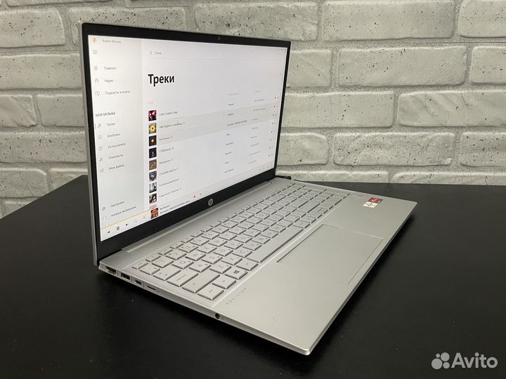Ультрабук HP Pavilion Laptop Model 15-eh0032ur