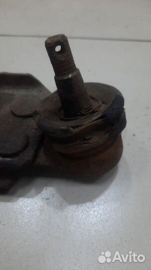 Рычаги подвески передний правый ZAZ Chance