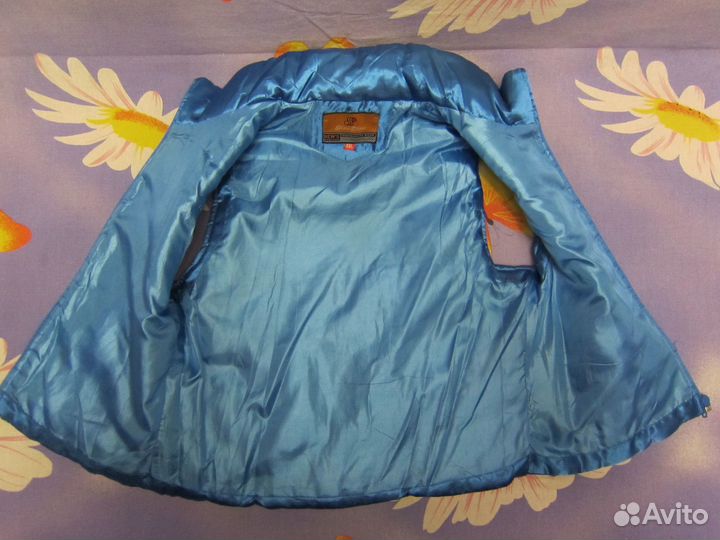 Стильная жилетка детская тёплая