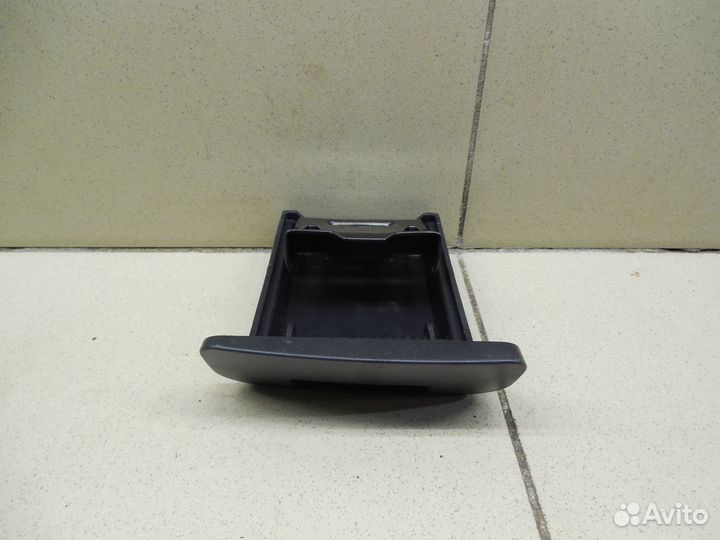 Пепельница передняя V5 2013