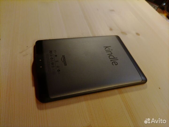 Электронная книга kindle touch 4 с чехлом
