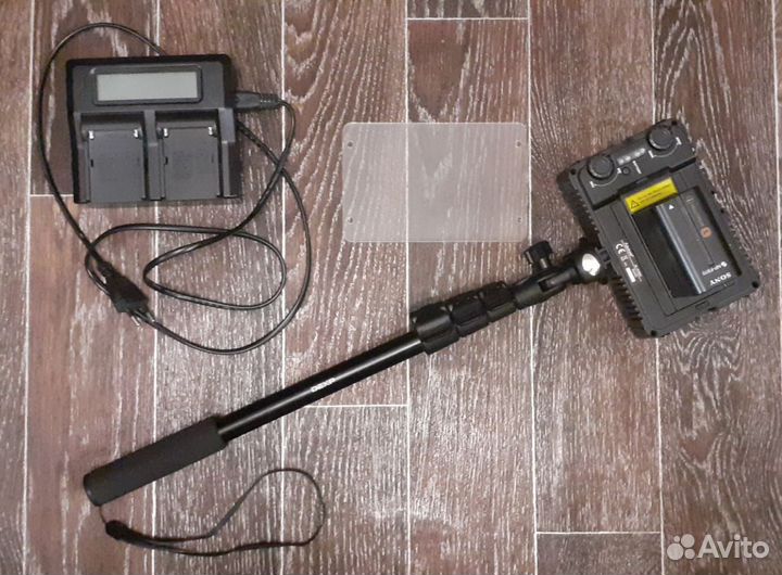 Свет Aputure AL-H198C