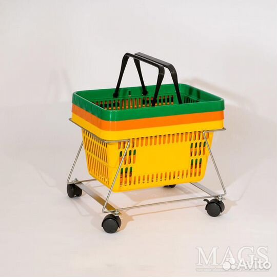 Подставка для покупательских корзин на колесах