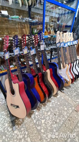 Гитара новая 38