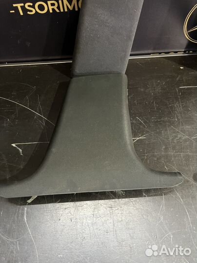 Обшивки стоек Мерседес w210