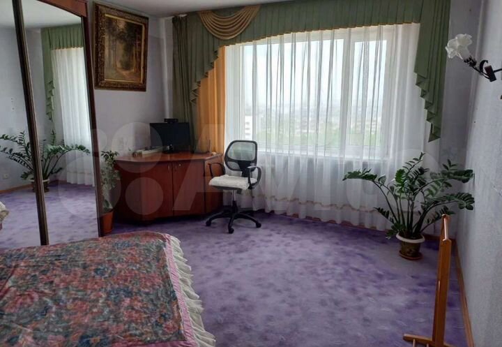 3-к. квартира, 84 м², 10/12 эт.