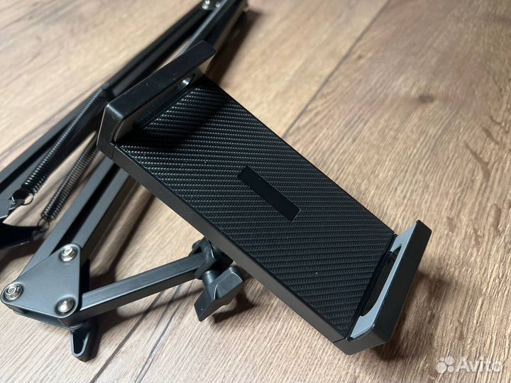 Настольный штатив для смартфонов