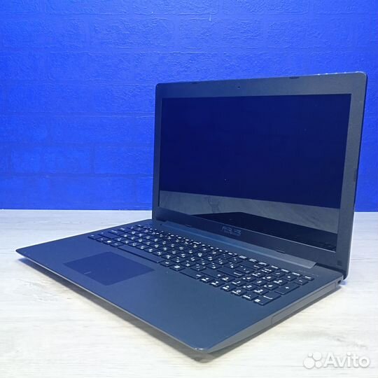 Ноутбук Asus F553M