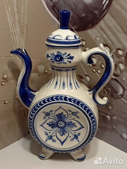 Гжель. Чайник. Кумган