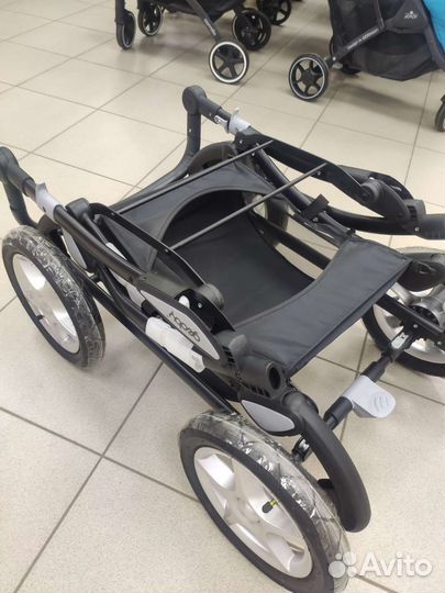 Коляска новая классическая 2 в 1