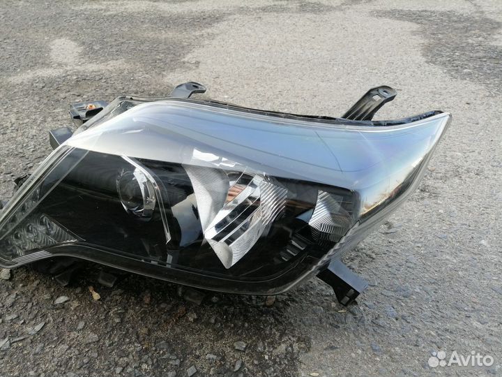 Левая фара Тойота Прадо 150 Style стайл оригинал