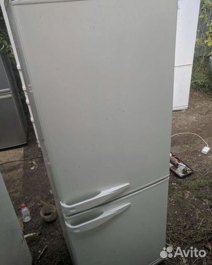 Холодильник бу stinol