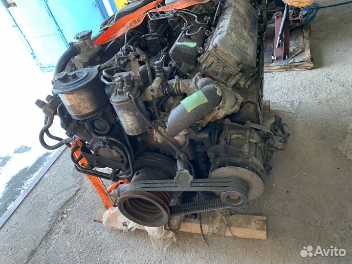 Двигатель F20C