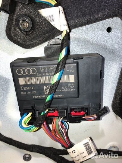 Дверь боковая задняя правая Audi A6 4F AUK 2006