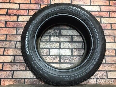 Nokian Tyres Hakkapeliitta R SUV 235/60 R18