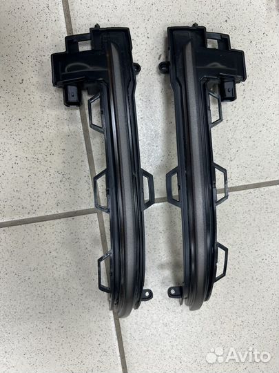 Комплект повторителей в зеркала BMW F30 F20 F15 F1
