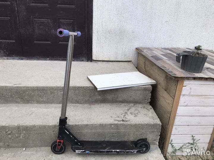 Титановый руль спутник