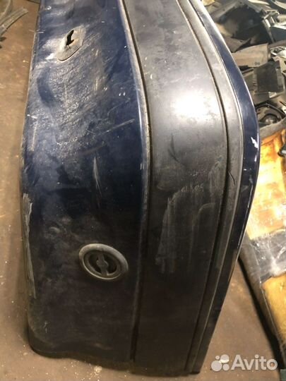 Задний бампер на Ренo safrane 1