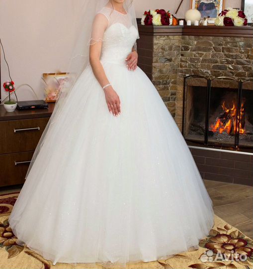 Свадебное платье 40-42 бу