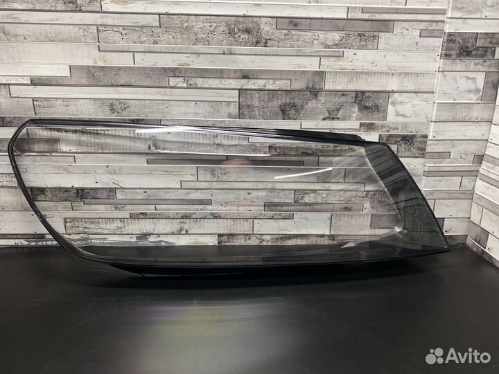 Стекло фар Volkswagen Touareg II рест.(14-18гг.)
