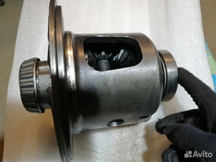 Задний дифференциал Dodge RAM 2004 4,7 dana 9.25